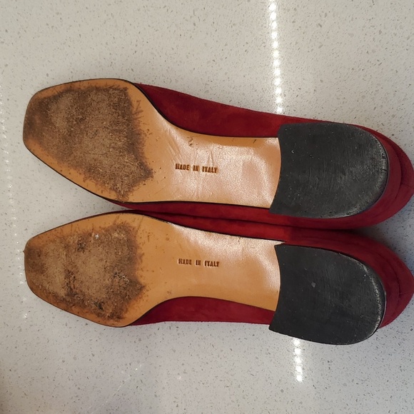 SALVATORE FERRAGAMO suede kitten heels (sz 6AA) - Picture 8 of 9